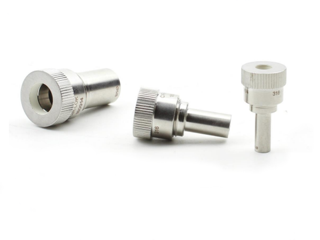 Vacuum fittings